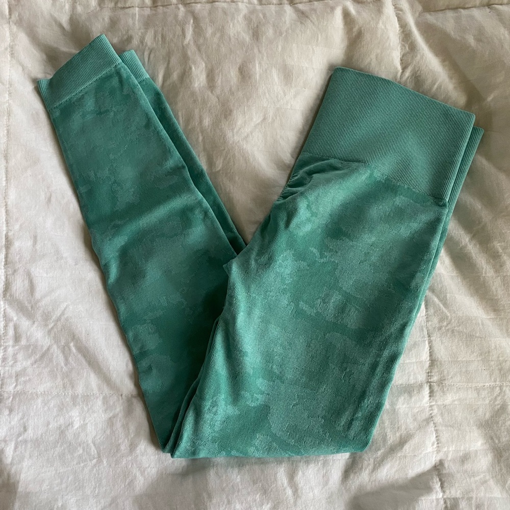 Amazon Seamless Camo Leggings